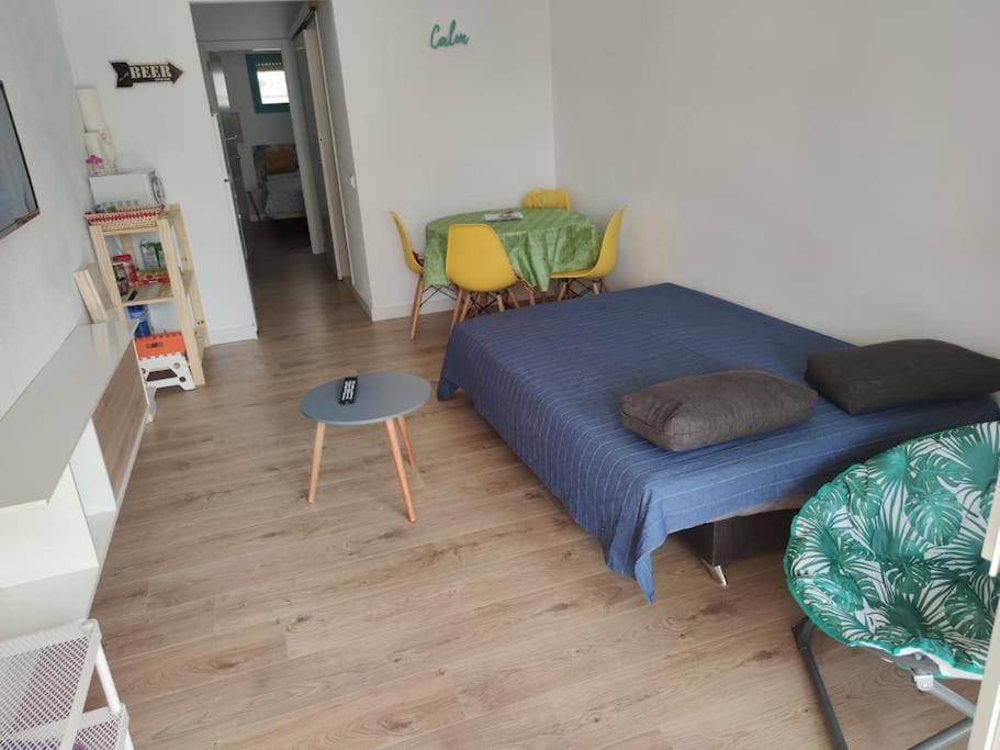 Apartamento Pura Vida - Hannibal III カーラ・デ・フィネストラット エクステリア 写真